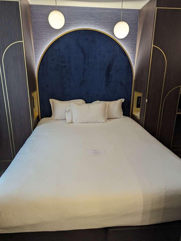 Best Western Bretagne Montparnasse Párizs Szoba fotó